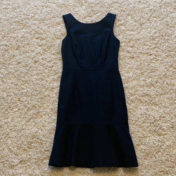 Banana Republic Trumpet Dress - Picture 1 of 3